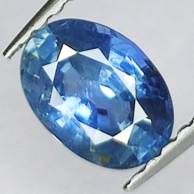 0.86ct Zaffiro Taglio Ovale