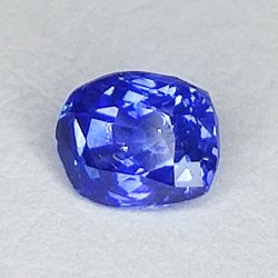 0.97ct Zaffiro Faccettato Cuscino