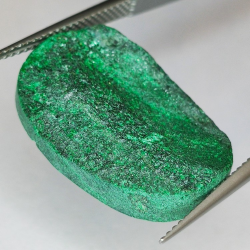 24ct Malachite brute