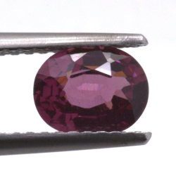 1,11ct.Rhodolite Garnet Oval Cut