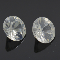 Natural white colorless zircon 6mm 1pz