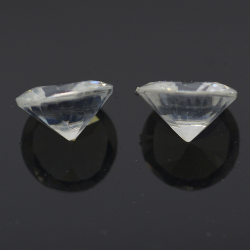 Zircon natural blanco incoloro 6mm 1pz