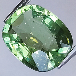 3.07ct Apatite Vert Taille Coussin