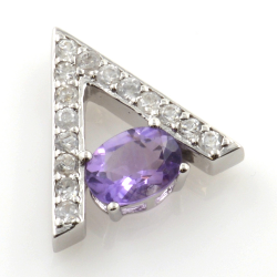 Anhänger und Ohrringe aus Sterlingsilberamethyst und weißem Zirkon