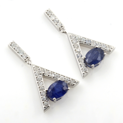 Pendant and earrings of Blue Sapphire and White Zircon with Silver 925