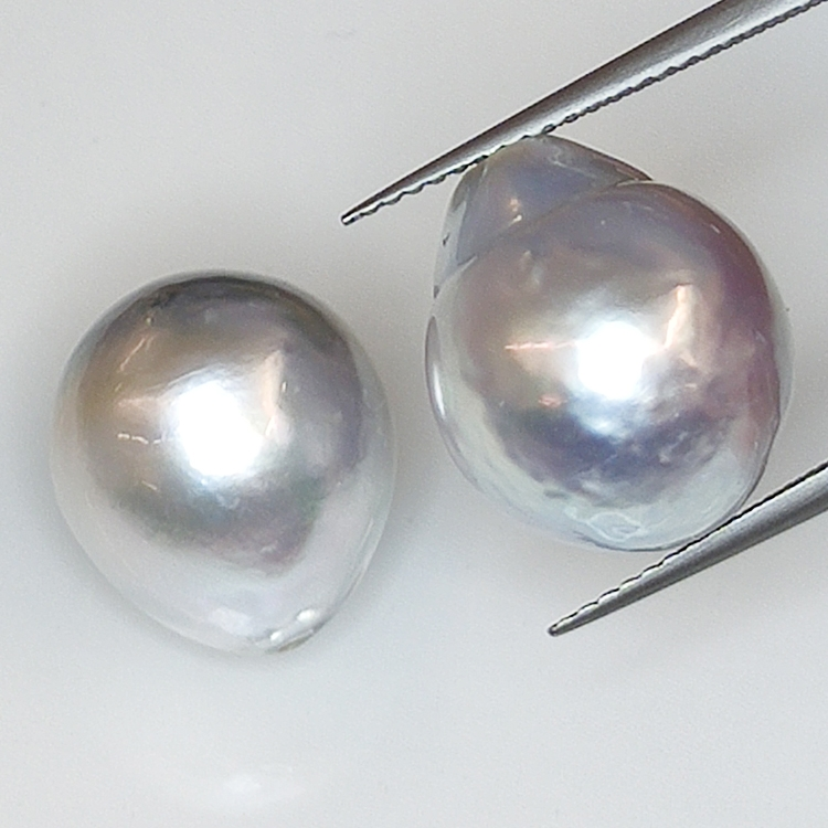 30.14ct Pair of Australian Pearls