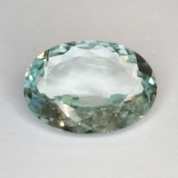 Acquamarina ovale dimensioni 13,1 x 9,6 mm