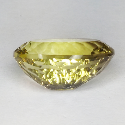 16,09 ct Citrine taille ovale millénaire 19,6 x 13,9 mm