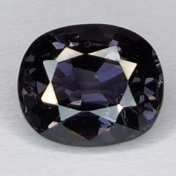 2.08ct Espinela Azul talla oval 9x6mm