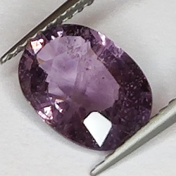 2.33ct Espinela Morado talla oval 10x7mm