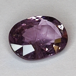 2.33ct Espinela Morado talla oval 10x7mm