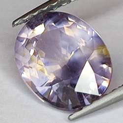 2.02ct Espinela Violeta talla oval 9x7mm