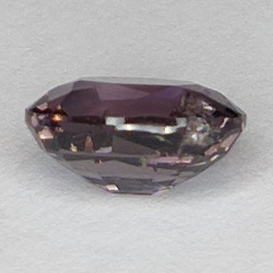 1.62ct Espinela Rosa talla oval 7.76x6.27mm