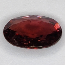 1,73ct Tormalina Rubelite taglio ovale 9 x 8 mm