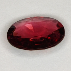 1,12ct Rubelit-Turmalin oval geschnitten 9x7mm