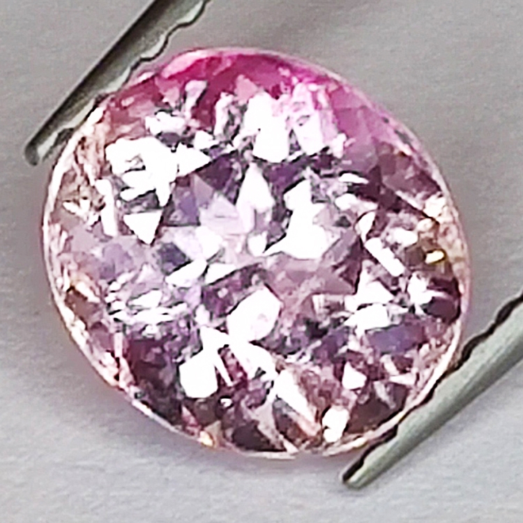 1.80ct Tourmaline rubellite oval cut 7x6mm