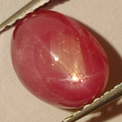 2.26ct Ruby Star cabochon oval 7x6mm