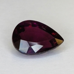 1.61ct Turmalina Rubelita talla pera 9x6mm