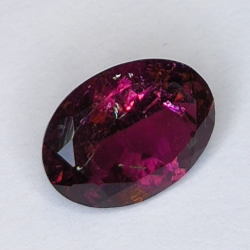 1.06ct Tourmaline Rubelite oval cut 9x6mm