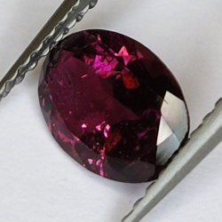 1.06ct Tourmaline Rubelite oval cut 9x6mm