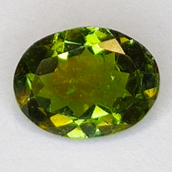 0.84ct Tormalina Verdelite taglio ovale 8x6mm