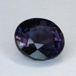 1.41ct Tormalina Viola taglio ovale 7x6mm