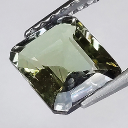 1,36ct Tansanit Grün smaragdschliff 7x5mm