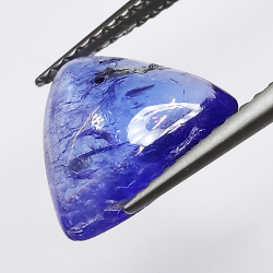 2.65ct Tanzanite cabochon trillante 10x10mm