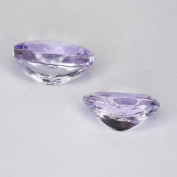 1.74ct Coppia Tanzanite  taglia ovale 7x5mm