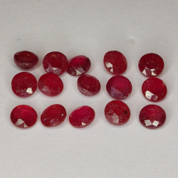 6.95ct Ruby round cut 4.2x2.9mm 15pc