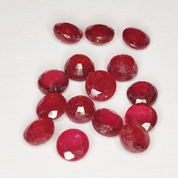 6.95ct Ruby round cut 4.2x2.9mm 15pc