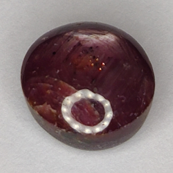 3.92ct Rubino Stella cabochon ovale 8.2x7.6mm