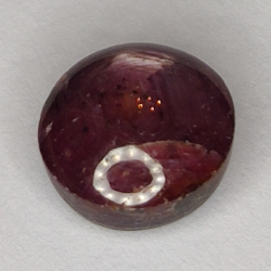 3,92ct Rubin Stern cabochon oval 8,2x7,6mm