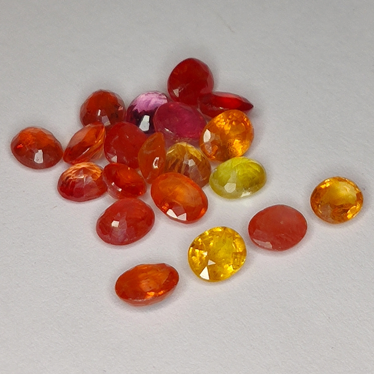 9,87ct Songea Saphir Orange ovalschliff 5x4mm 20Stk