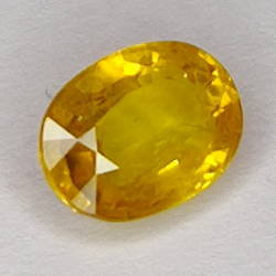 2.14ct Zaffiro Giallo taglio ovale 9x6mm