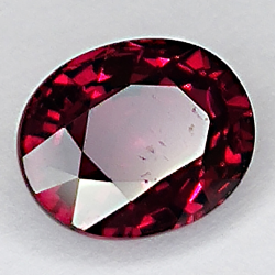 3.09ct Rhodolite Garnet oval cut 9x8mm