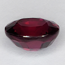 3.09ct Granato Rodolite taglio ovale 9x8mm