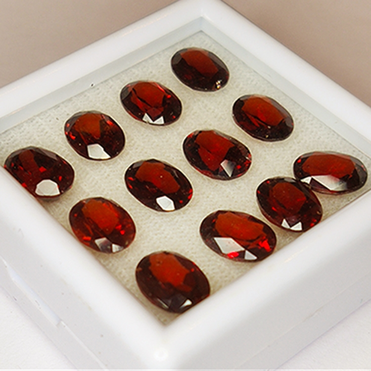 18.22ct Red Garnet oval cut 8x6mm 12pcs