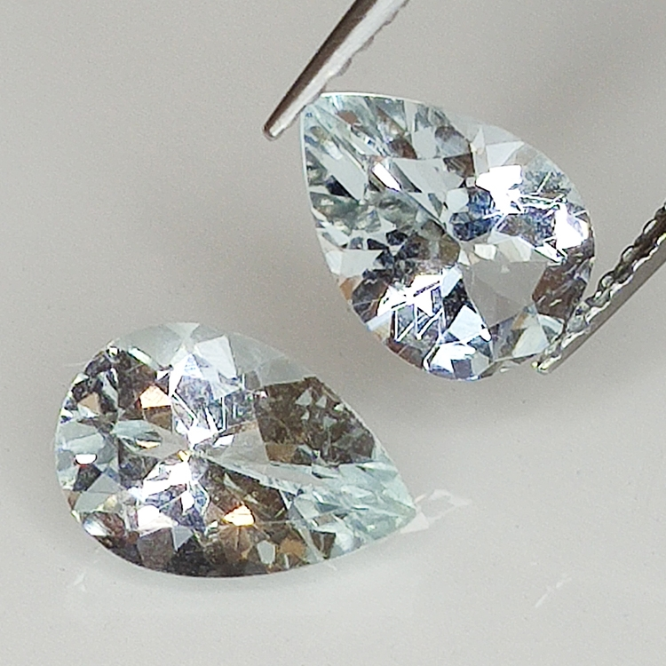 Aguamarina Talla Pera 9 x 7 mm