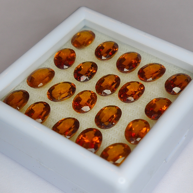 20,24ct Grenat Hessonite coupe ovale 7x5mm 20pcs