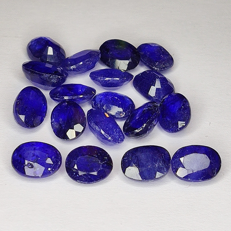 20.18ct Zaffiro blu taglio ovale 6x5mm 18pz