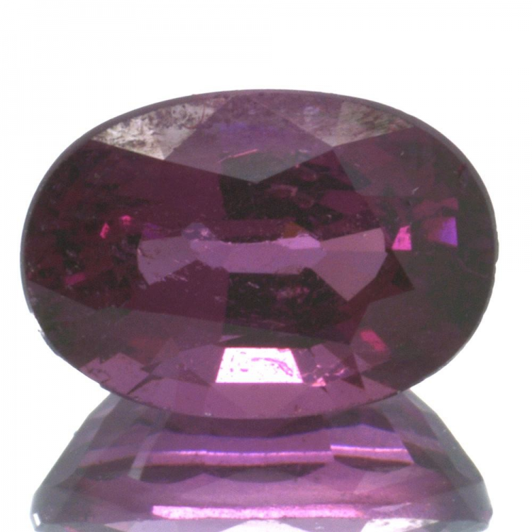 2,43ct.Rhodolite Garnet Oval Cut 