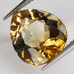 5.97ct Topaz Champagne pear cut 11X10mm