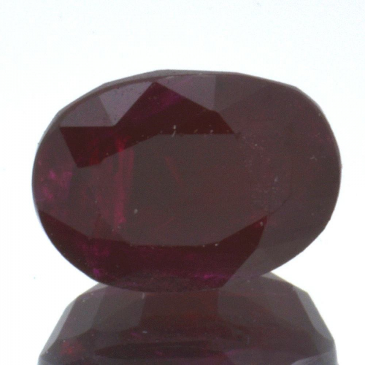 1,85ct Ruby Oval Cut