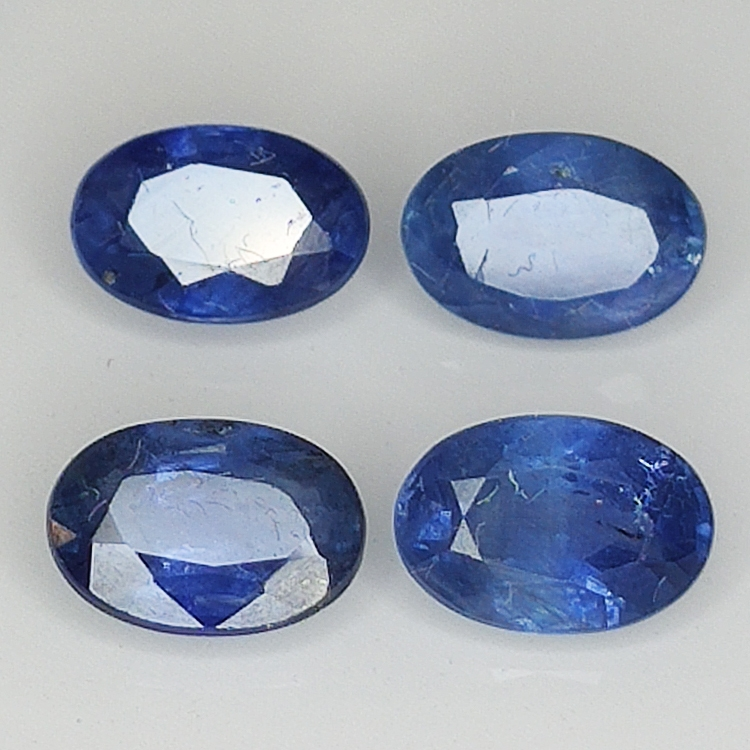 Coupe ovale saphir bleu 6x4mm 4pz