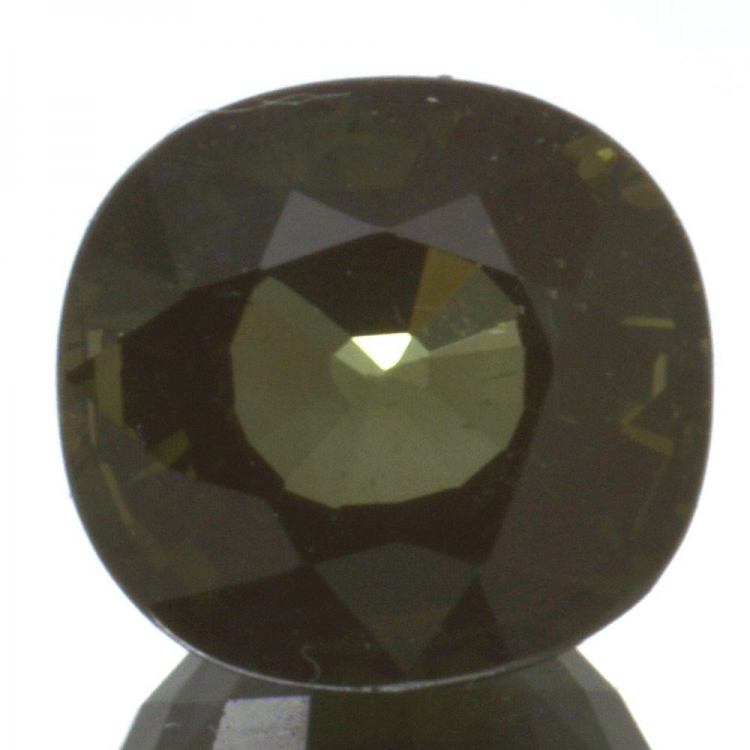 Tormalina taglio ovale da 1,82 ct, 7,27 x 6,83 mm