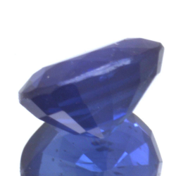 1,12 ct blauer Saphir im Ovalschliff 6,51 x 5,27 mm