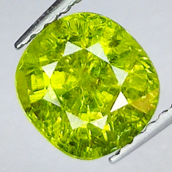 1,98 ct Mali Granat oval geschnitten 7,2 x 6,8 x 5,1 mm