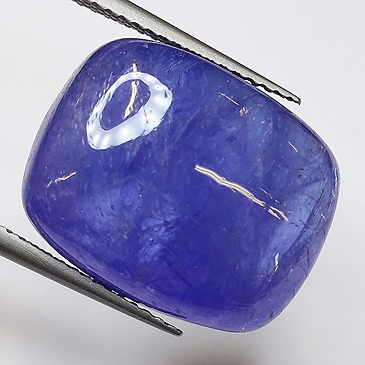 21.43ct Tanzanite cabochon carré 17x14mm