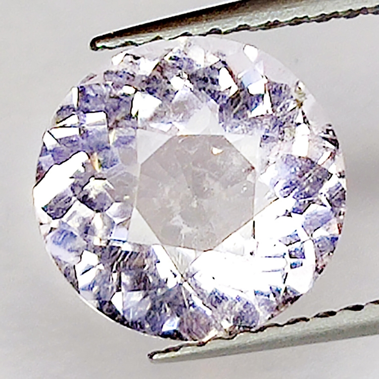 2.23ct Morganite round cut 9x9mm